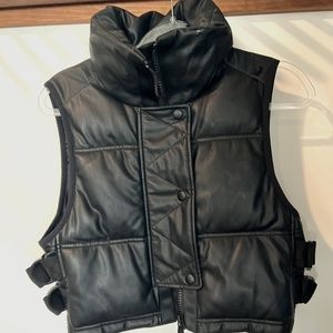 ALP  N ROCK La Vitesse Cropped Vest